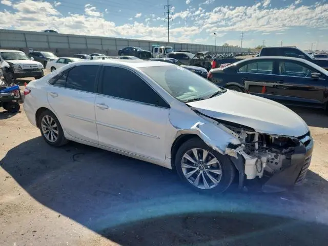 2015 TOYOTA CAMRY LE  