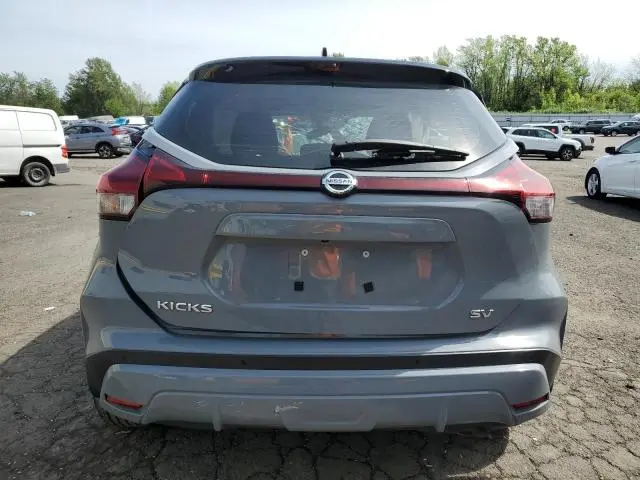 2021 NISSAN KICKS SV  