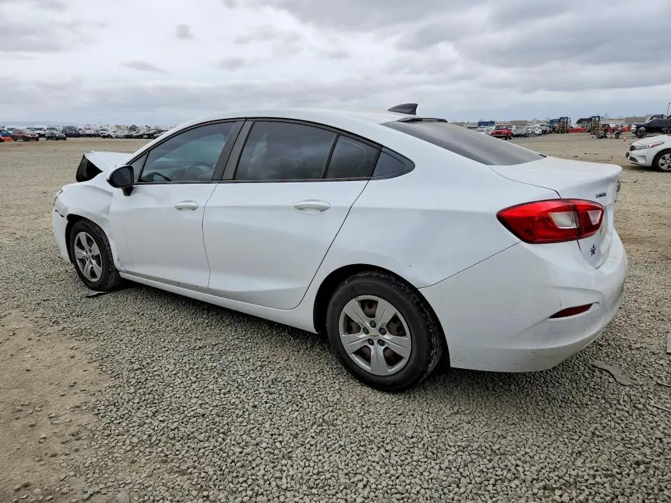 2018 CHEVROLET CRUZE LS  