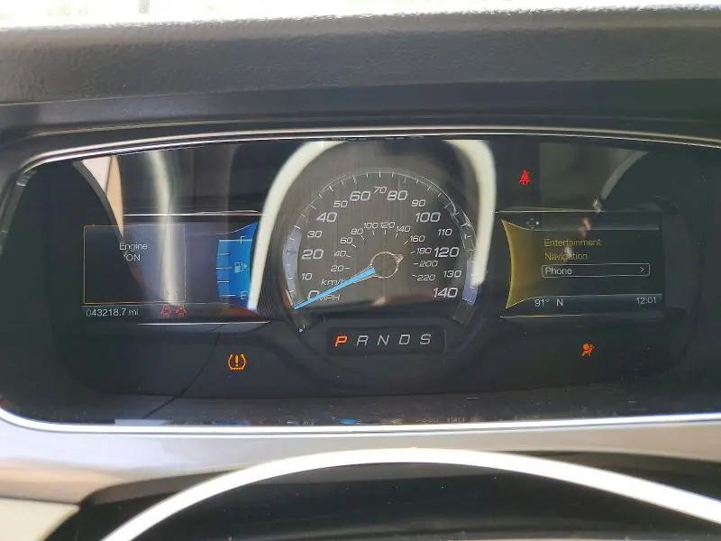 2019 FORD TAURUS SEL  