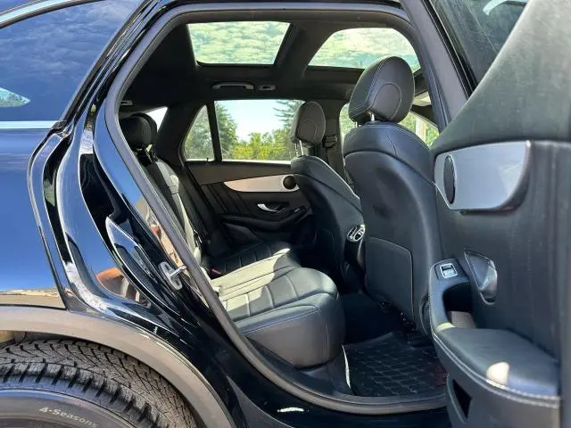 2022 MERCEDES-BENZ GLC 300 4MATIC  