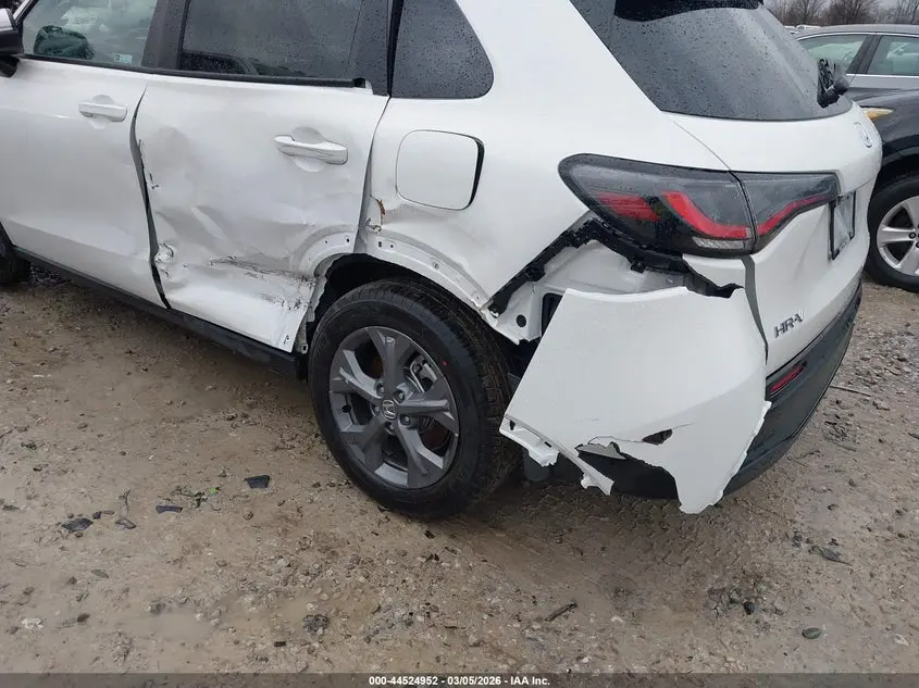 2026 HONDA HR-V AWD LX