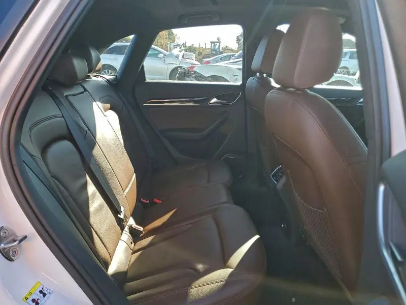 2016 AUDI Q3 PRESTIGE  