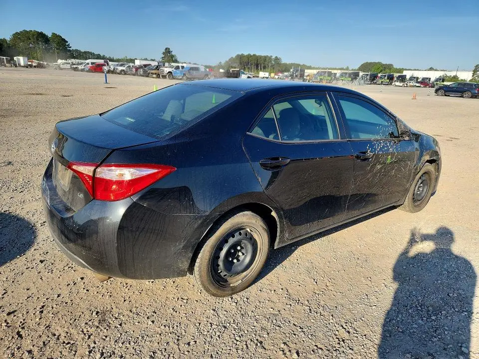 2018 TOYOTA COROLLA LE  