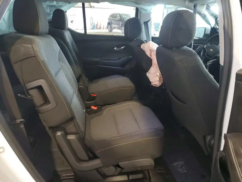 2020 CHEVROLET TRAVERSE LT  
