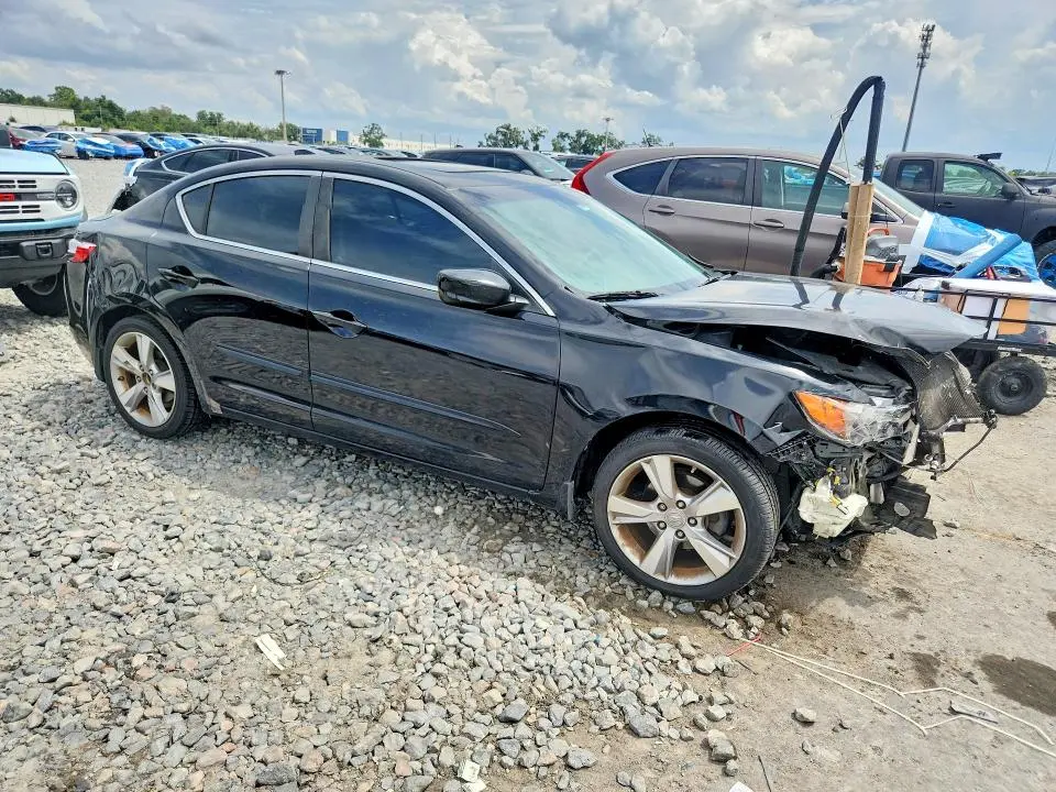 2013 ACURA ILX 20 TECH  
