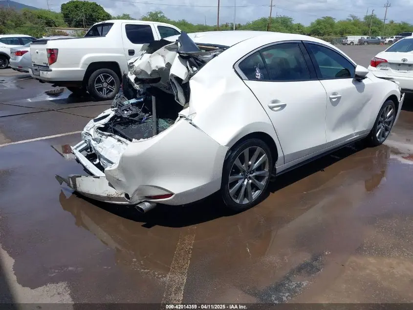 2022 MAZDA MAZDA3 PREMIUM