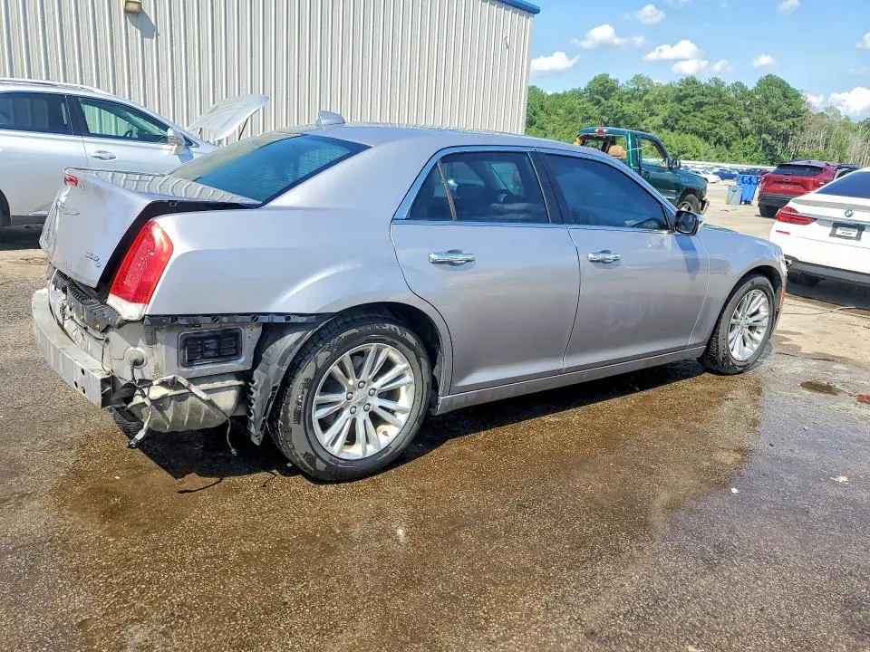 2015 CHRYSLER 300C   