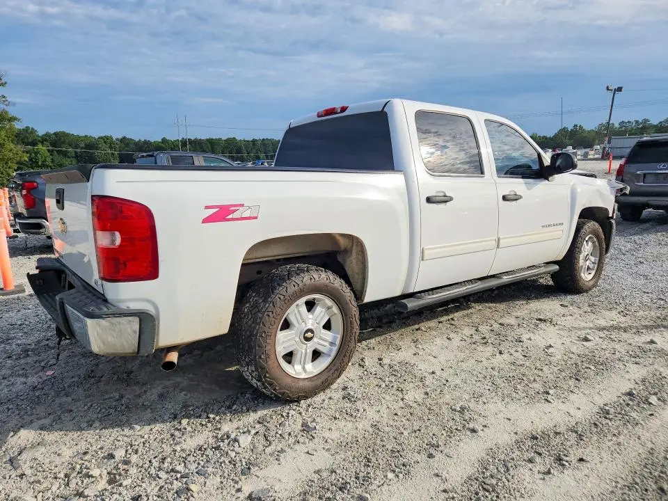 2013 CHEVROLET SILVERADO C1500 LT  