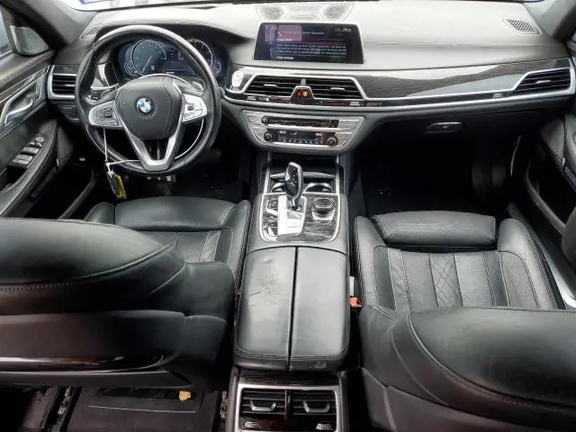 2017 BMW 750 I  