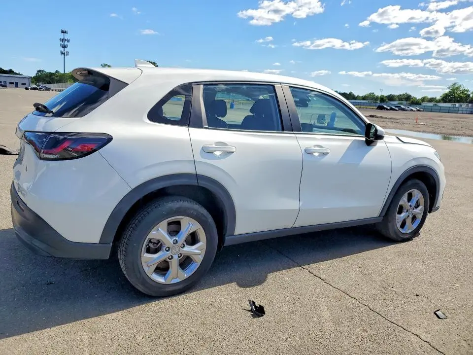 2023 HONDA HR-V LX  