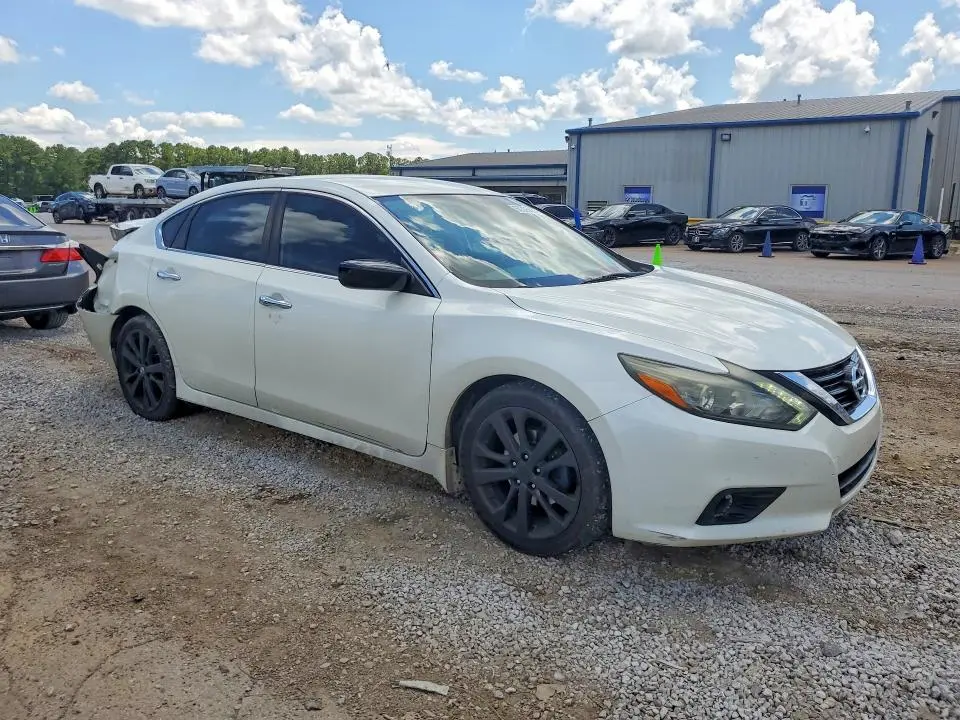 2017 NISSAN ALTIMA 2.5 SR  