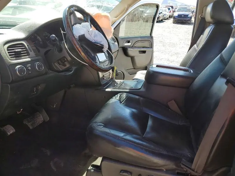 2011 GMC SIERRA K3500 DENALI  