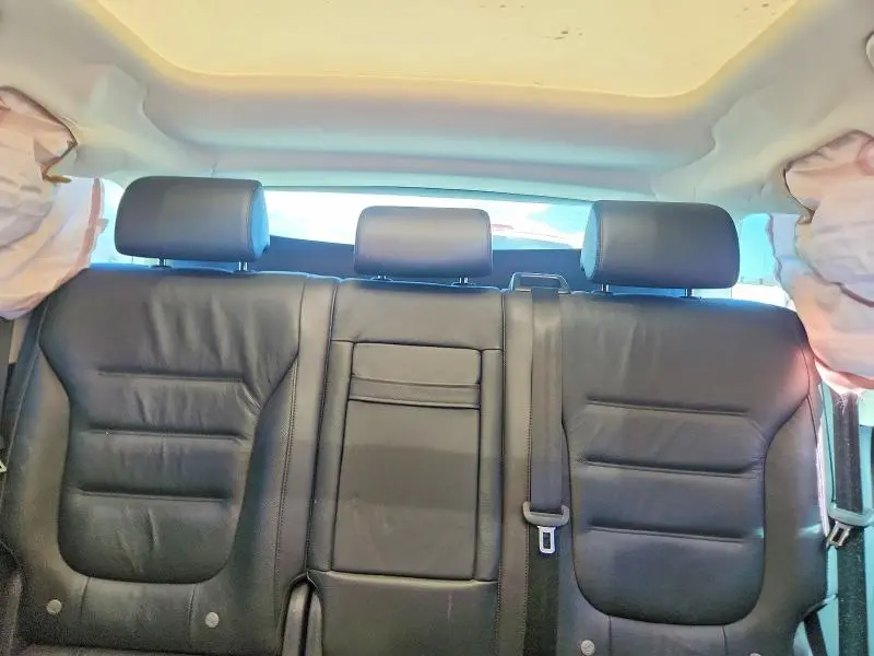 2017 VOLKSWAGEN TOUAREG EXECUTIVE  