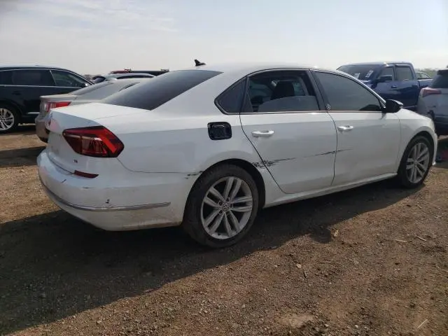 2019 VOLKSWAGEN PASSAT WOLFSBURG  
