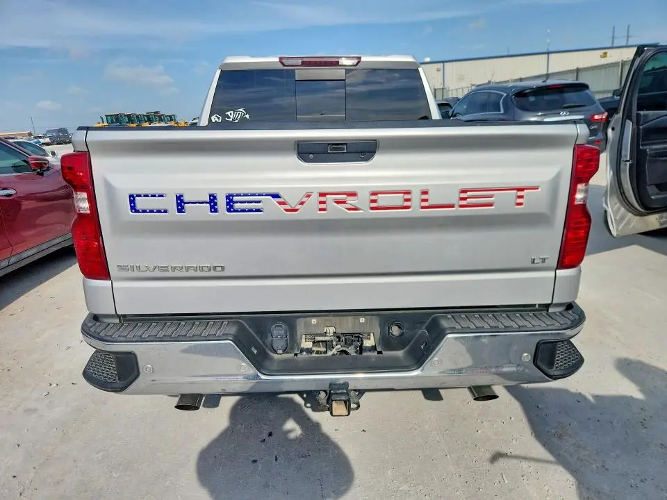 2020 CHEVROLET SILVERADO C1500 LT  