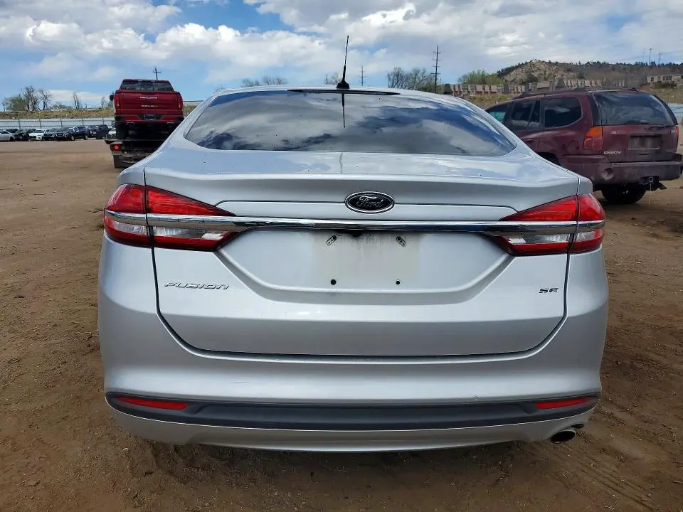 2017 FORD FUSION SE  