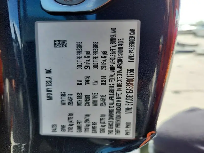 2025 TESLA MODEL 3   