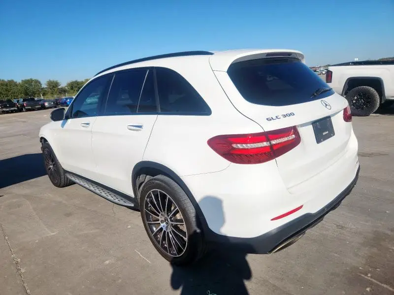 2019 MERCEDES-BENZ GLC 300  