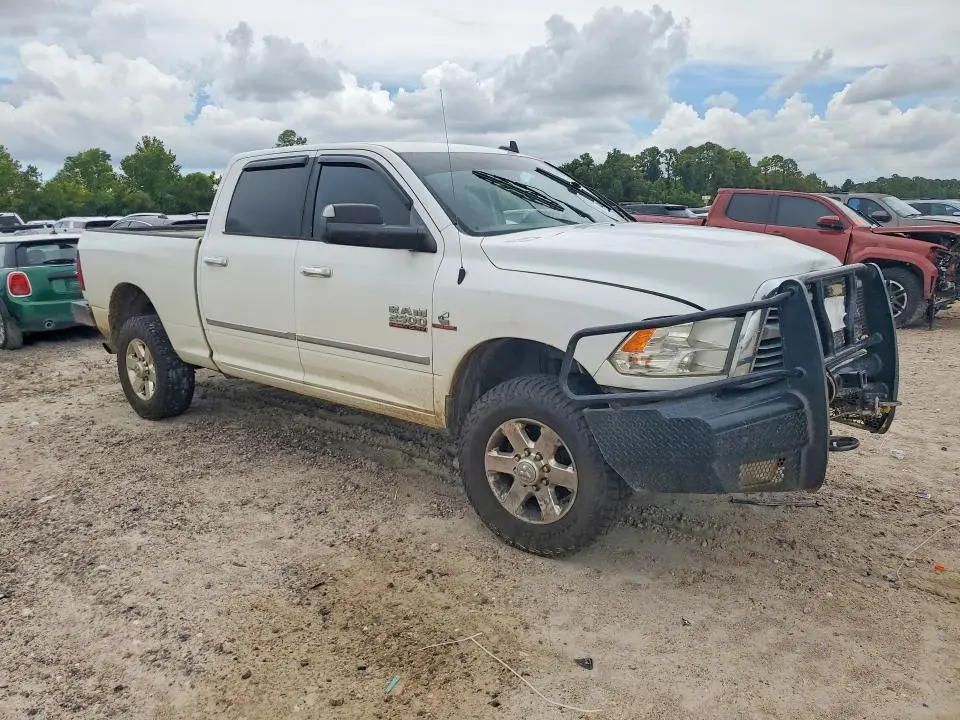 2015 RAM 2500 SLT  