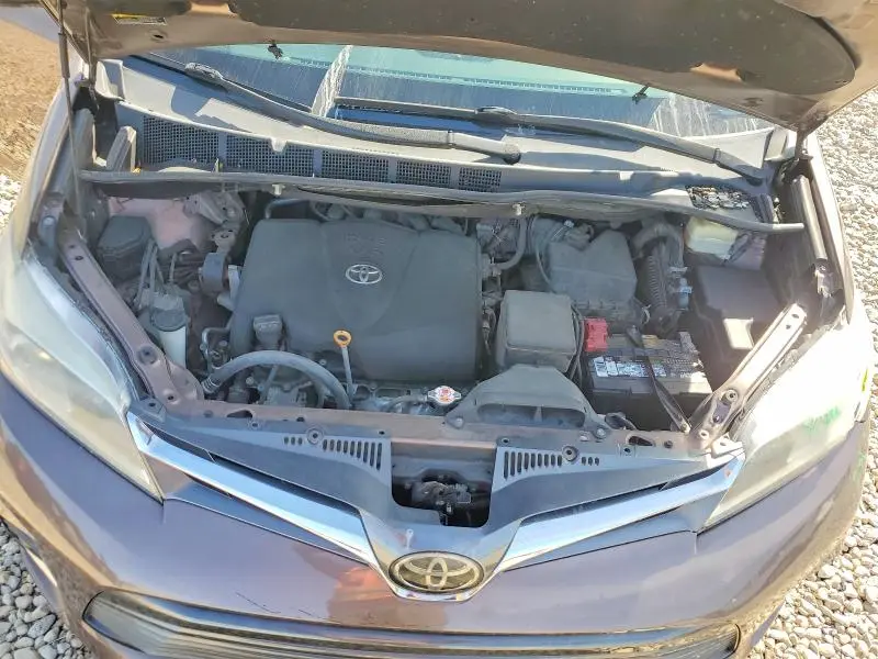 2018 TOYOTA SIENNA LIMITED 7-PASSENGER  