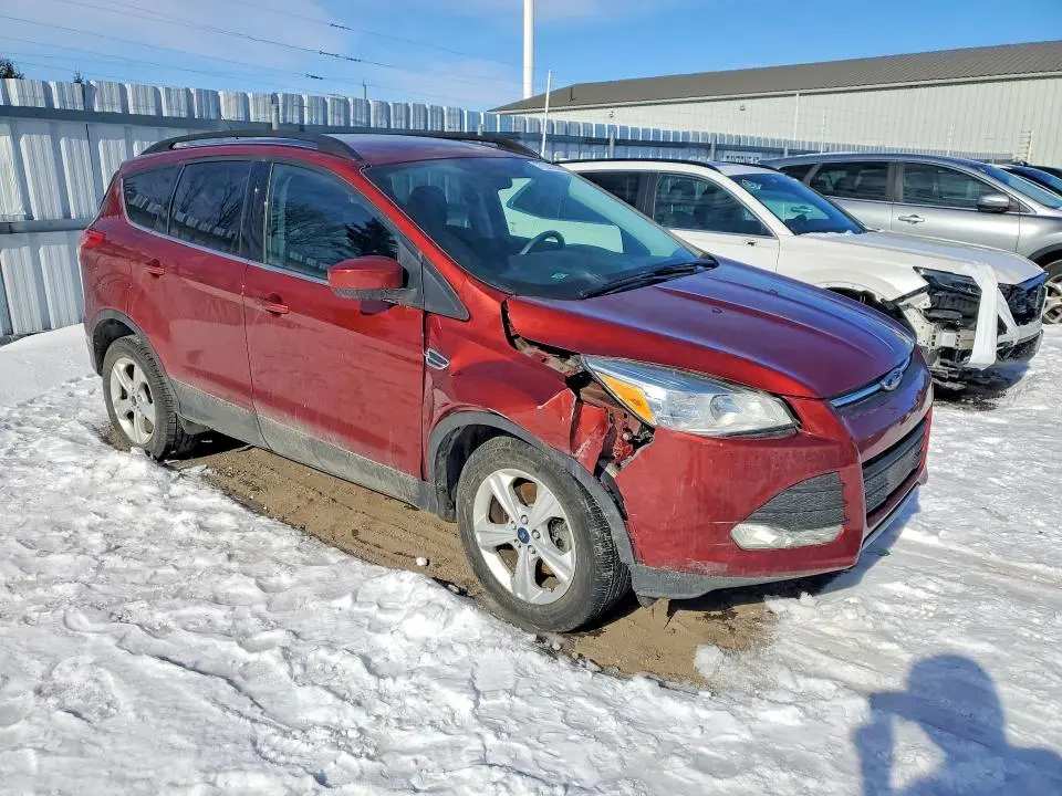 2015 FORD ESCAPE SE  