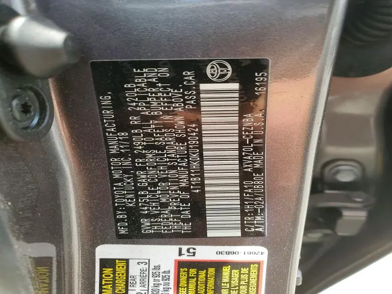 2019 TOYOTA CAMRY LE  