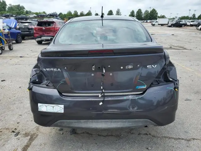 2015 NISSAN VERSA S  