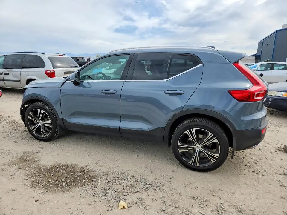 2020 VOLVO XC40 T5 INSCRIPTION  