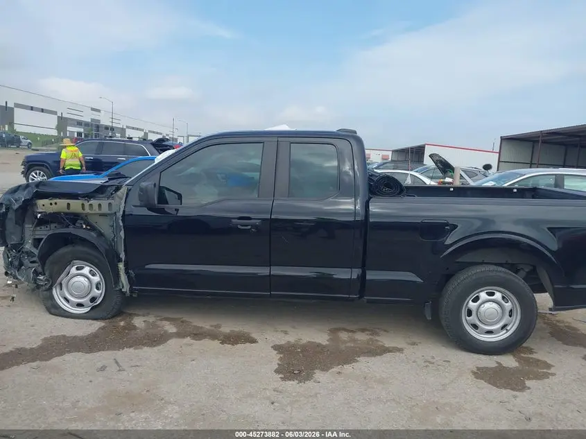 2022 FORD F-150 XL