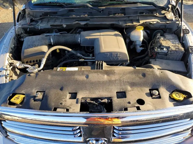 2018 RAM 1500 SLT  