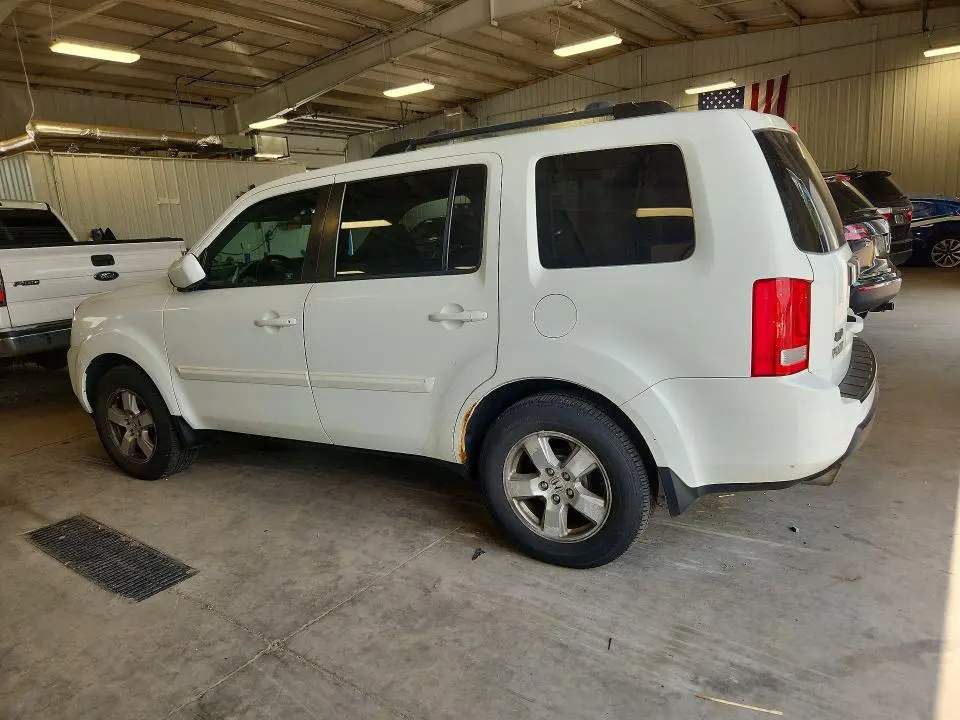 2011 HONDA PILOT EXL  