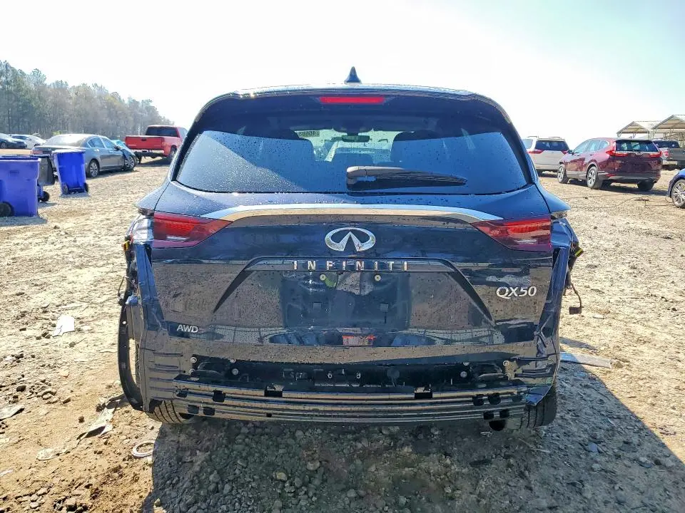 2025 INFINITI QX50 PURE  