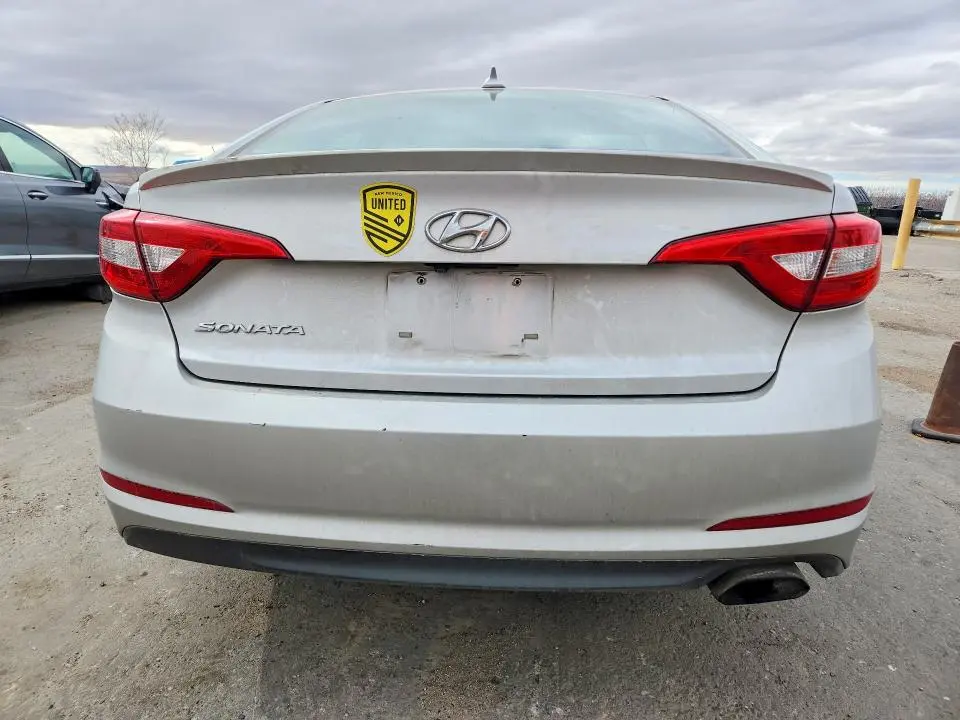 2016 HYUNDAI SONATA SE  