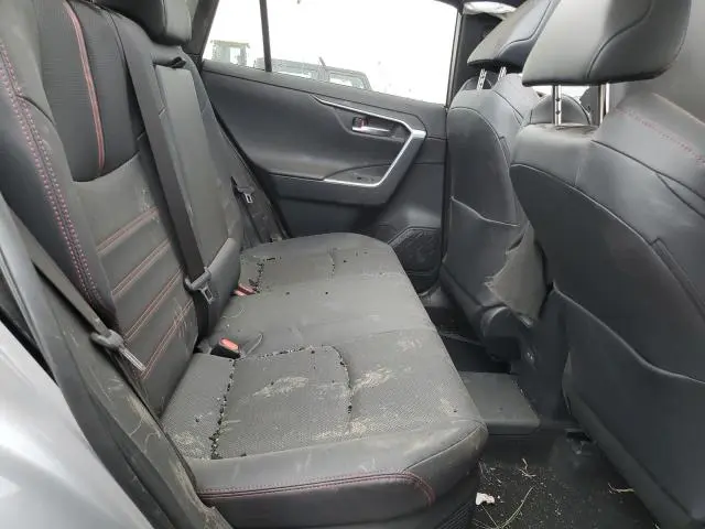 2025 TOYOTA RAV4 XSE