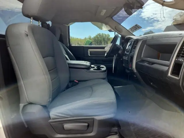 2013 RAM 1500 ST  