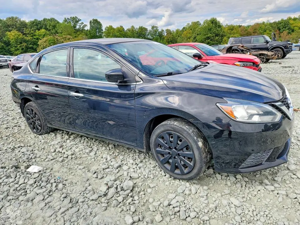 2017 NISSAN SENTRA SV  