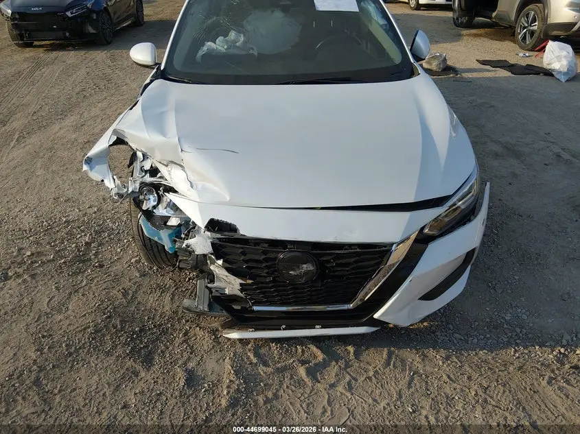 2022 NISSAN SENTRA SV XTRONIC CVT