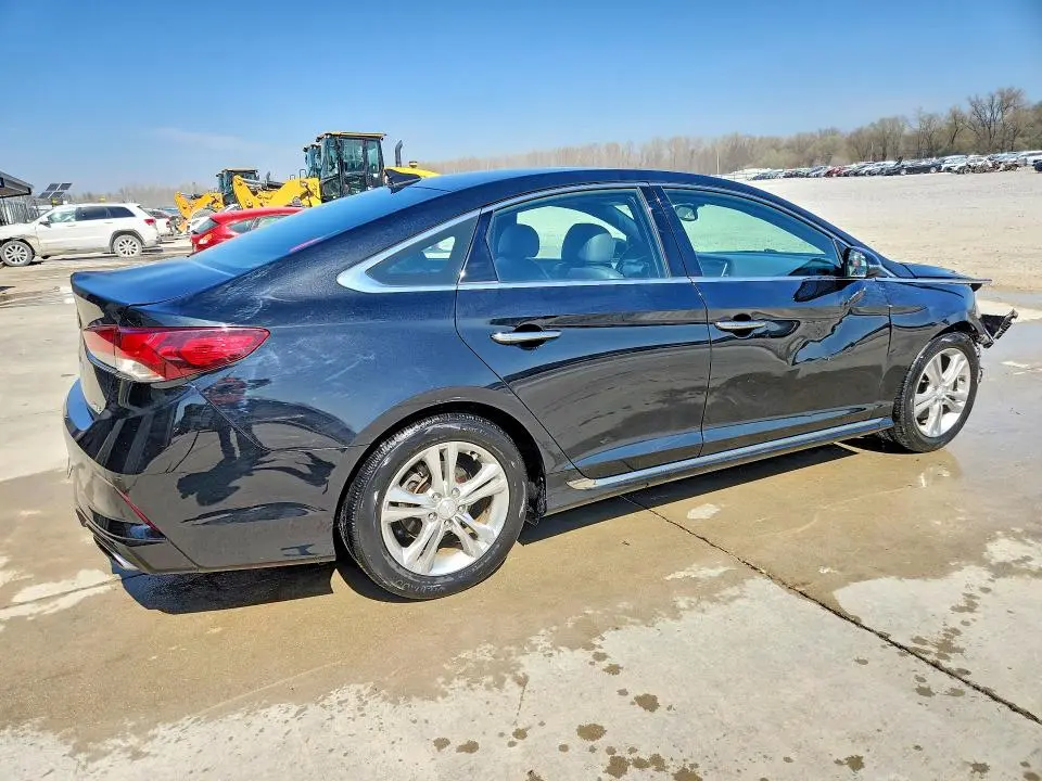 2018 HYUNDAI SONATA SPORT  