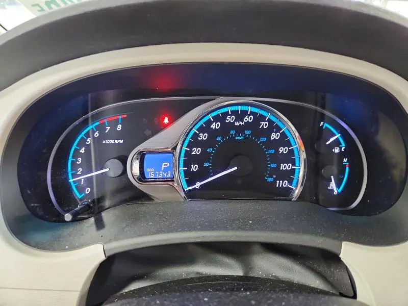 2011 TOYOTA SIENNA XLE 8-PASSENGER  
