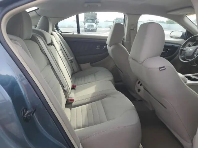 2010 FORD TAURUS SE  