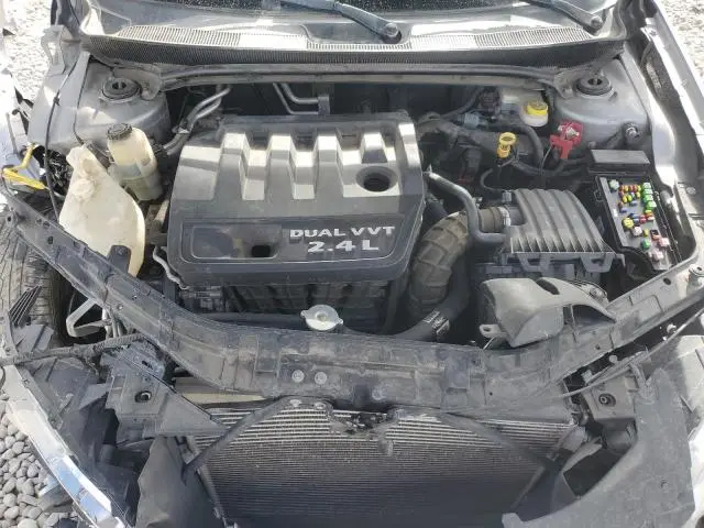 2013 CHRYSLER 200 LX  