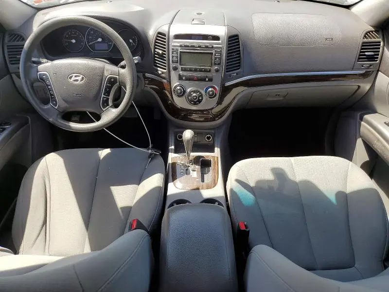 2010 HYUNDAI SANTA FE GLS  