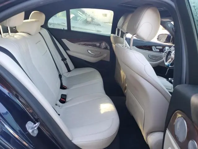2017 MERCEDES-BENZ E 300  