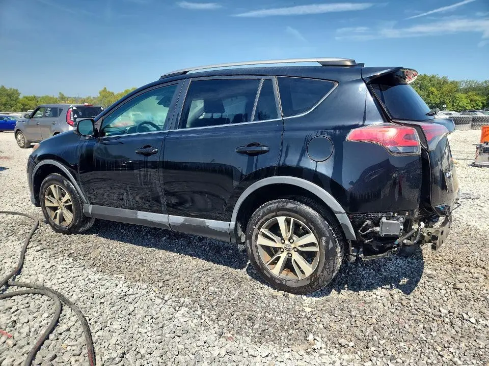 2018 TOYOTA RAV4 XLE  