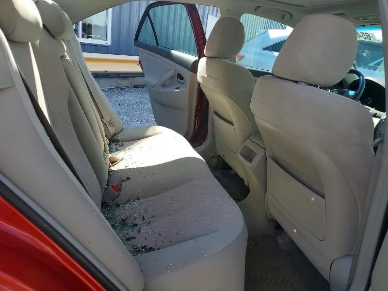 2011 TOYOTA CAMRY LE  