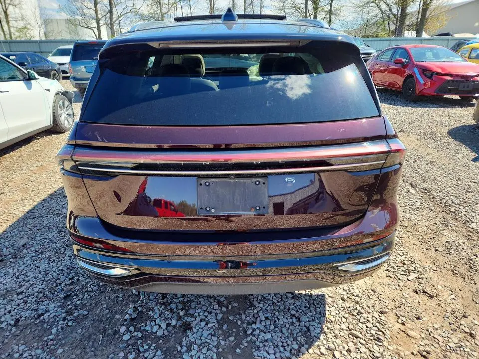 2025 LINCOLN NAUTILUS   