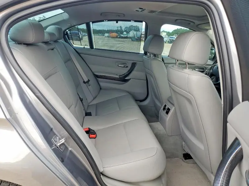 2011 BMW 328 XI  