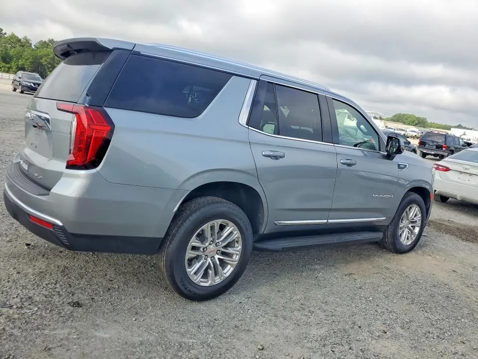 2024 GMC YUKON SLT  