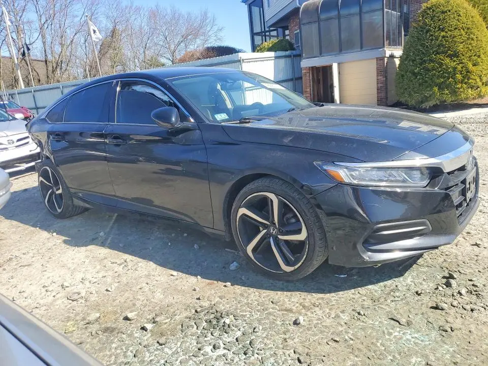 2018 HONDA ACCORD LX  